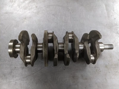 Cigüeñal estándar desde 2016 Ford Transit Connect 2.5 DV6E6303AA Foto 1 de 4