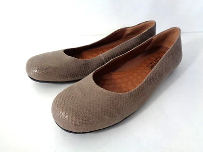 CUNAS PARA CAMINAR 10M 11M Cuero Taupe Tacón Bajo Cuña Ballet Pisos BRASIL Foto 1 de 4