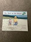 Nelson Reader - The Nest on the Beach    Green Book Level PM 14