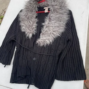 Covington Acrylic Sweater, Women's Xl Vest, gray faux fur neck line belt - Picture 1 of 6