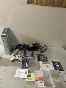 Microsoft Xbox 360 Core System Launch Edition White Console (B4K-00001) - Picture 1 of 10