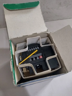 Austin Rover Maestro Speedometer? BAU5525 - Image 1 of 4