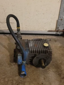 General Pump 3500 psi Right Shaft Pressure Washer Pump, Needs Regulator EZ4040 - Picture 1 of 6