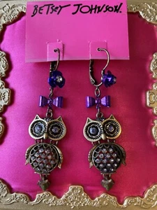 Betsey Johnson Vintage Vampire Slayer Bronze Owl Purple Rose Dangly Aretes - Imagen 1 de 2