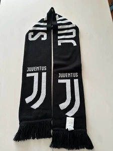 Juventus Team Script Black and WhiteScarf New Reverse - Picture 1 of 3