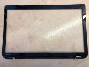 Toshiba Satellite L70-B S70-B L75-B L75D-B LCD Screen Surround Bezel V000350130 - Afbeelding 1 van 2