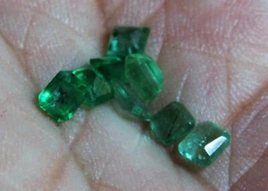 ESMERALDA NATURAL SIN TRATAMIENTOS, 0,2 cts @ 3 mm x 3,5 mm - - Imagen 1 de 12