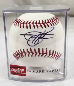 Todd Helton Signed Autographed Rawlings Baseball w/ Display Case HOF - Picture 1 of 4