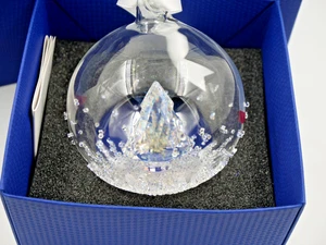 NUEVO ADORNO BOLA COLGANTE NAVIDAD CRISTAL SWAROVSKI 2013 CAJA Y CHUCHERÍA CERTIFICADA - Imagen 1 de 4