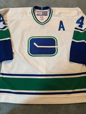 VTG Todd Bertuzzi #44 “A” Vancouver Canucks rink sz 52 MIC  CCM hockey jersey - Image 1 of 4