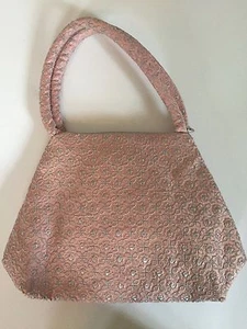 PAINT THE LILY | Women’s Pink and Silver Quilted Bag Free Shipping! - Picture 1 of 4