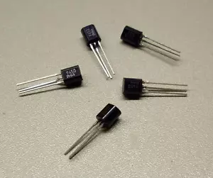 3 Stück BF450 / BF 450 PNP Standard Leistungstransistor 0,25A / 40V (M1826) - Picture 1 of 1