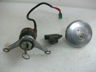 OEM! 1980 1981 Suzuki TS 185 Sierra Lock Set Ignition Switch Gas Cap Lock Foto 1 de 4