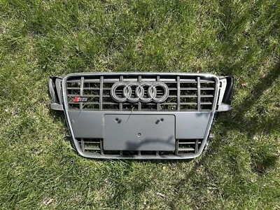 2008 2009 2010 2011 年 2012 年奥迪 S5 前格栅灰色原始设备制造商 — 第 1/2 张图片