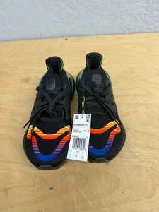 Größe 4 - Adidas UltraBoost 22 Linear Energy Black 2022 Brandneu HQ0965 - Bild 1 von 6