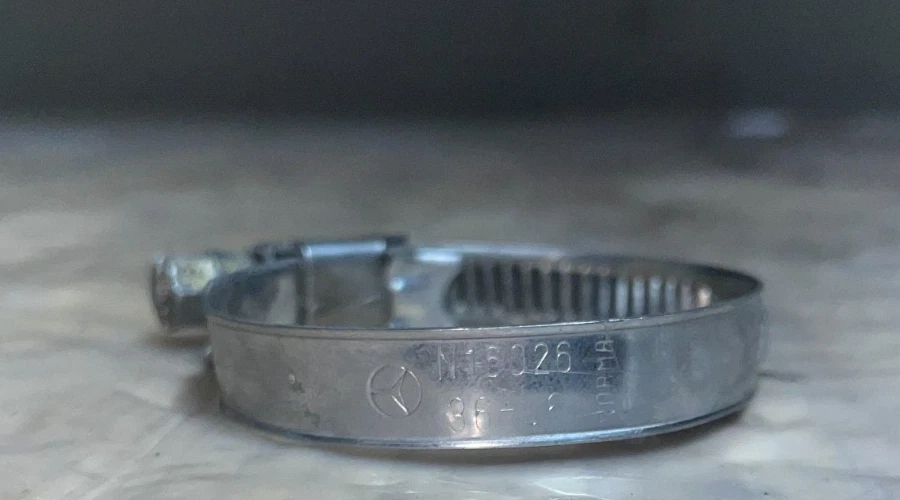 Abrazadera de manguera 300D diésel Mercedes-Benz 1977-1985 Foto 1 de 2