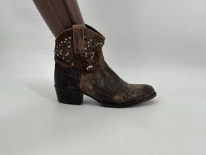 RARI stivali western corti Frye donna 8 marroni Deborah borchie invecchiati zip - Foto 1 di 14