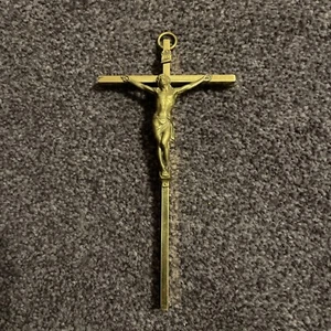 Decoración de pared vintage de latón INRI metal crucifijo Jesucristo - Imagen 1 de 5