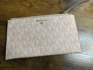 MICHAEL KORS Jet Set Charm Pink MK Signature LG Wristlet Clutch Handtasche - Bild 1 von 7