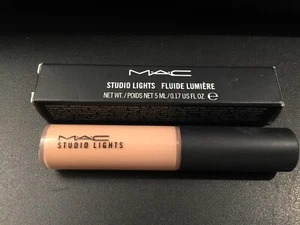 MAC SAND Studio Lights Concealer 0.17oz NIB - Picture 1 of 3