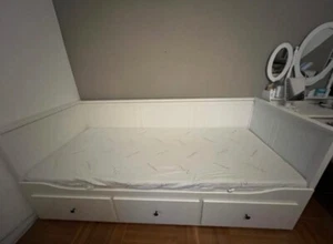 Kinderzimmer /Schlafzimmer - Bild 1 von 7