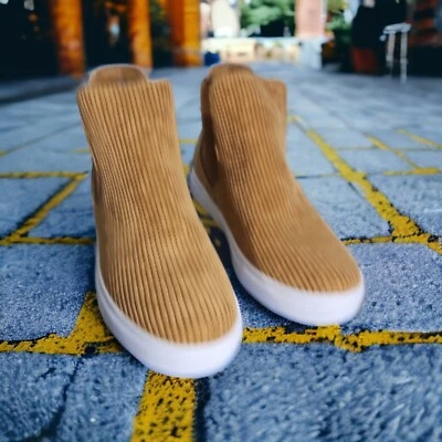 Zapatillas informales Sbicca para mujer colección vintage pana tostada Ritchie Foto 1 de 4