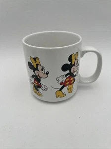 Vintage Minnie Mouse Disney World Disneyland Coffee Tea Mug Cup Made In Korea - Picture 1 of 8