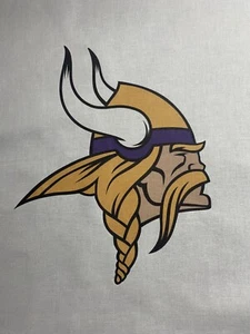 1 Minnesota Vikings FOOTBALL LOGO 18X18 SEWING BLOCK QUILT SQUARE NFL FABRIC #2 - Picture 1 of 2