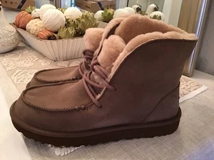 New UGGS DIARA Cuff Top Shearling Ankle Boots, TAN, Size 7, 1113090 - Picture 1 of 10