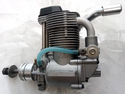 YS F-120 Engine 4-Stroke 1.20-Size R/C Airplane Engine Mint - Image 1 of 4