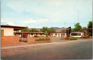 Postal vintage ALAMOGORDO, Nuevo México MOTEL BOWLING Curteich cromo c1957 - Imagen 1 de 2