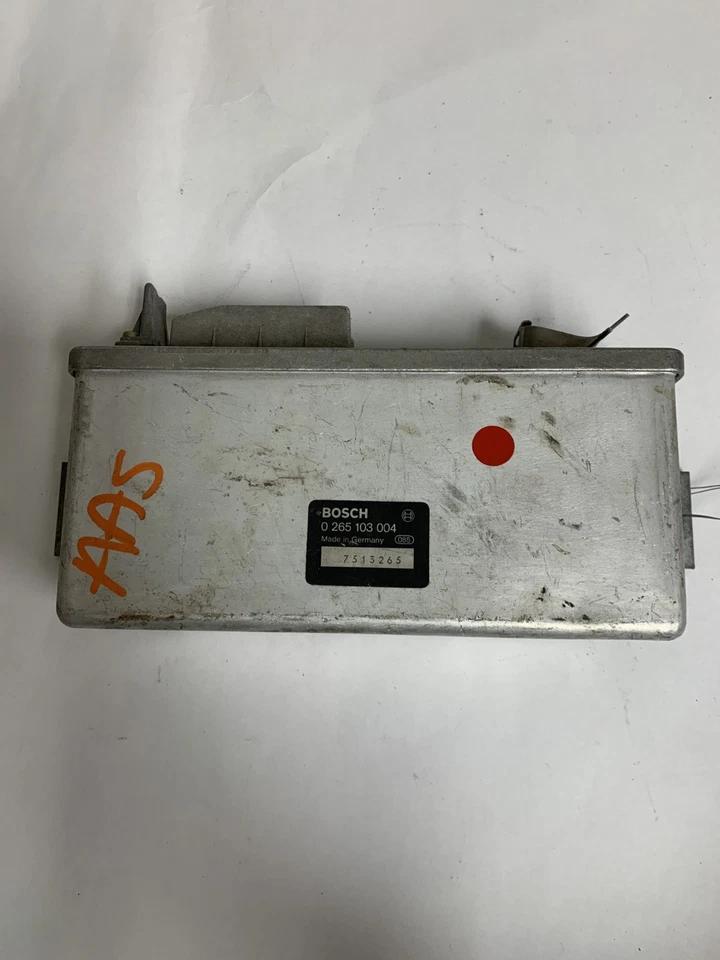 1984 - 1992 BMW 318i ABS Anti-Lock Brake Braking Control Module 0265103004 OEM - Image 1 of 4