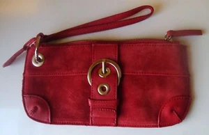 BATH & BODY WORKS GENUINE LEATHER RED WRISTLET NEW  - Picture 1 of 2
