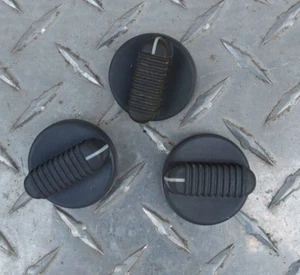 1998 - 2004 Chevy S-10 Blazer Silverado climate control heater A/C defrost knobs - Bild 1 von 6