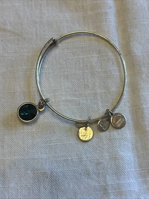 Brazalete Alex Ani May Piedra Natal Swarovski Verde 💚 Cristal Dije Plata ✨️  Foto 1 de 2