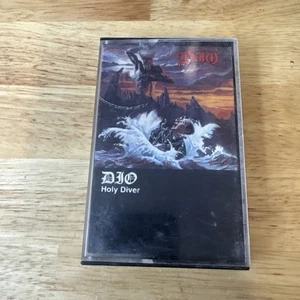 DIO - Holy Diver Cassette Tape 1983 Warner Bros Heavy Metal Vintage Rock - Imagen 1 de 7