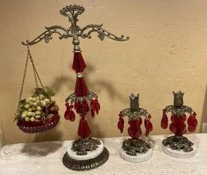 MCM Hollywood Regency Escalas de Justicia con Portavelas - Prismas Lucite Rojo - Imagen 1 de 9