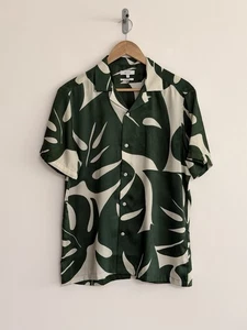 Camisa Reiss “Soul” Manga Corta Vacaciones Cubanas Floral Verde Grande/Regular - Imagen 1 de 12