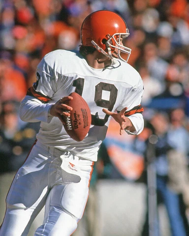 Cleveland Browns BERNIE KOSAR Glossy 8x10 Photo NFL Football Print Poster Cover