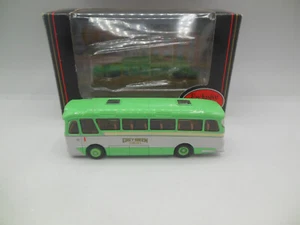 EFE 11903 Harrington Cavalier Coach Gris Verde Entrenadores Ruta 4 Clacton escala 1:76 - Imagen 1 de 12