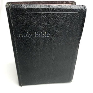 Holy Bible Old New Testament KJV Red Letter Edition Concordance World Publishing - Picture 1 of 12