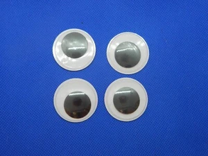 4 Wackelaugen 30 mm selbstklebend - Bild 1 von 1