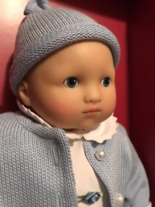 Sally from Götz 2001 Handcrafted Collection - Picture 1 of 4