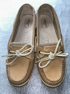 Sperry Women’s Flats Size 10M Tan Boat Shoes with front Moccasin Stitching - Picture 1 of 3