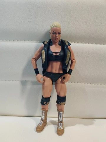 Mandy Rose WWE Elite Mattel Series 75 Wrestling 2014 NXT GOLD Cover