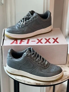 Size 9.5 - Nike Air Force 1 Comfort Premium QS Low Cool Grey - Picture 1 of 9