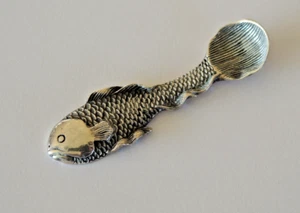 VERY CUTE VINTAGE 925 STERLING SILVER FISH SHAPE SALT SPOON 5 cms LONG 6 gms #3 - Bild 1 von 2