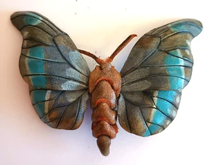 Spilla farfalla in pelle dipinta spilla fatta a mano artigianale splendida - Foto 1 di 4