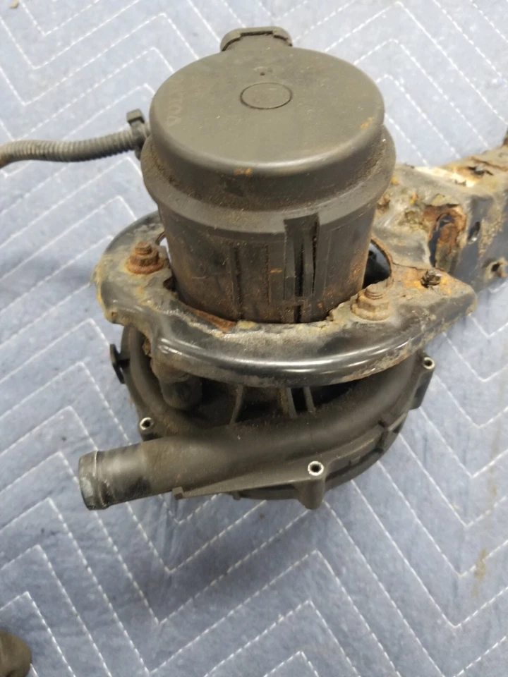 Volvo V70 V70R 1998-2000 camioneta OEM bomba de smog 9179271 secundaria #387AN Foto 1 de 4