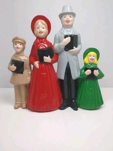 Vintage 1970s  Ceramic Christmas Carolers Figurine Hand Painted - Picture 1 of 5
